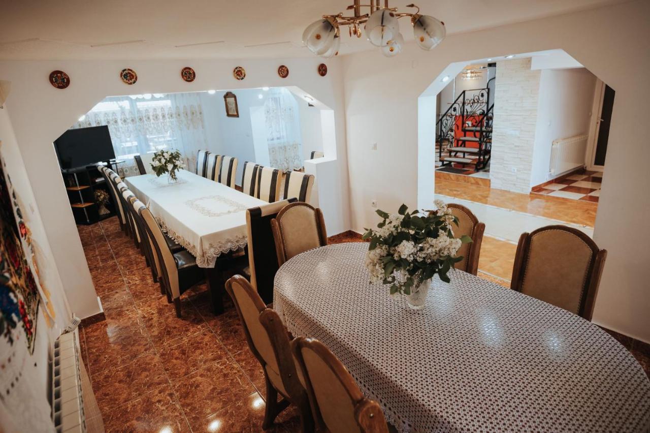 Pensiunea La Lenuta Oncesti  Bagian luar foto